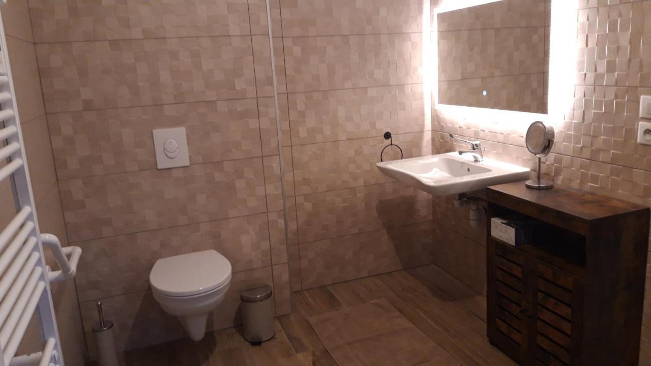 Les Chambres De Lili Saint-Loup  Ngoại thất bức ảnh