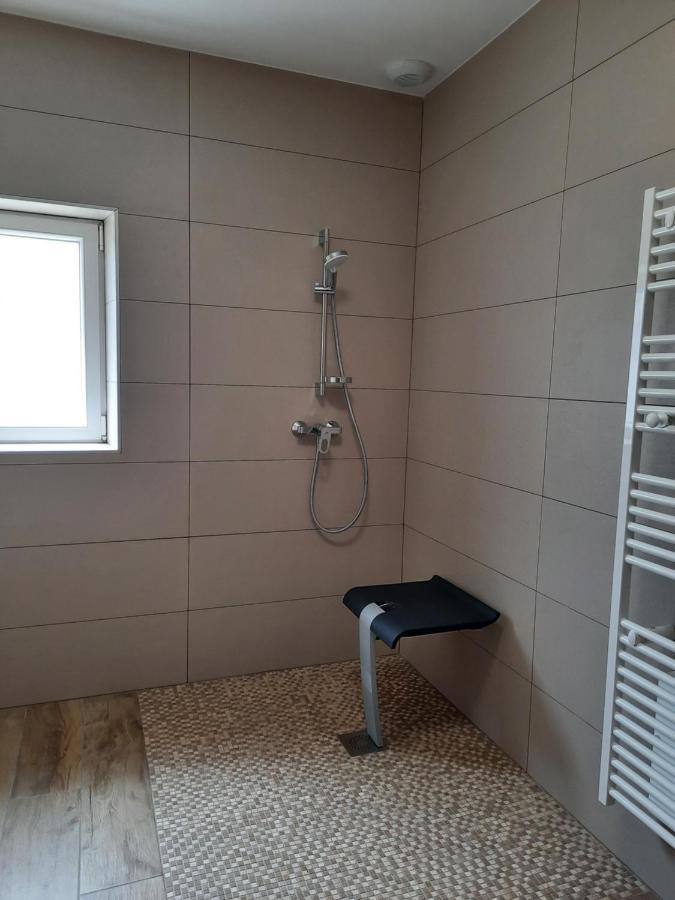 Les Chambres De Lili Saint-Loup  Ngoại thất bức ảnh